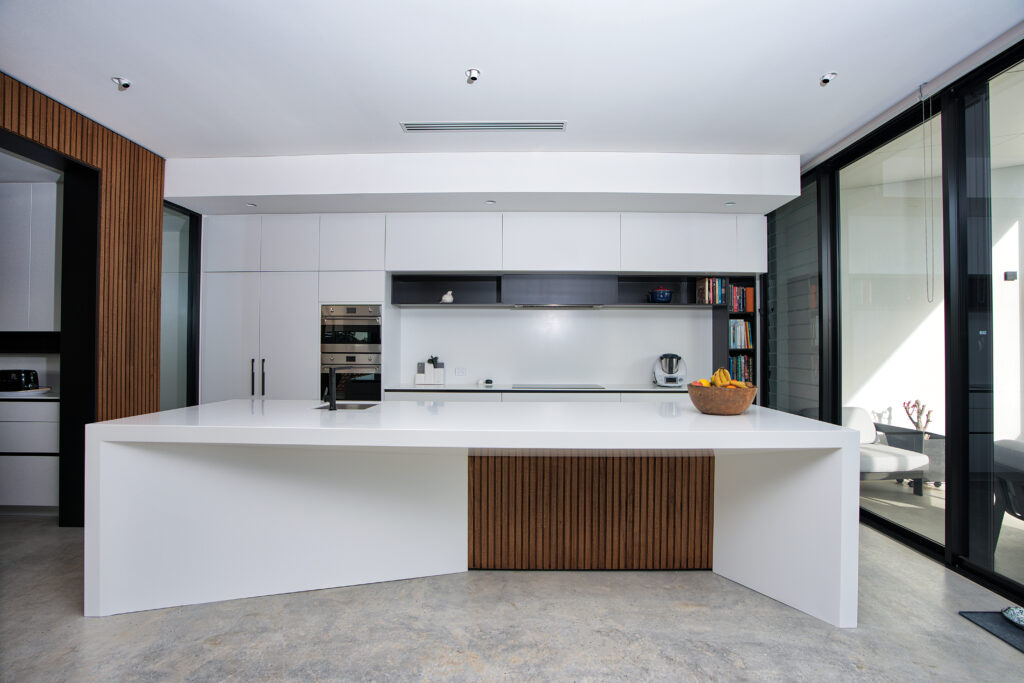 Clean glossy kitchen cabinet doors