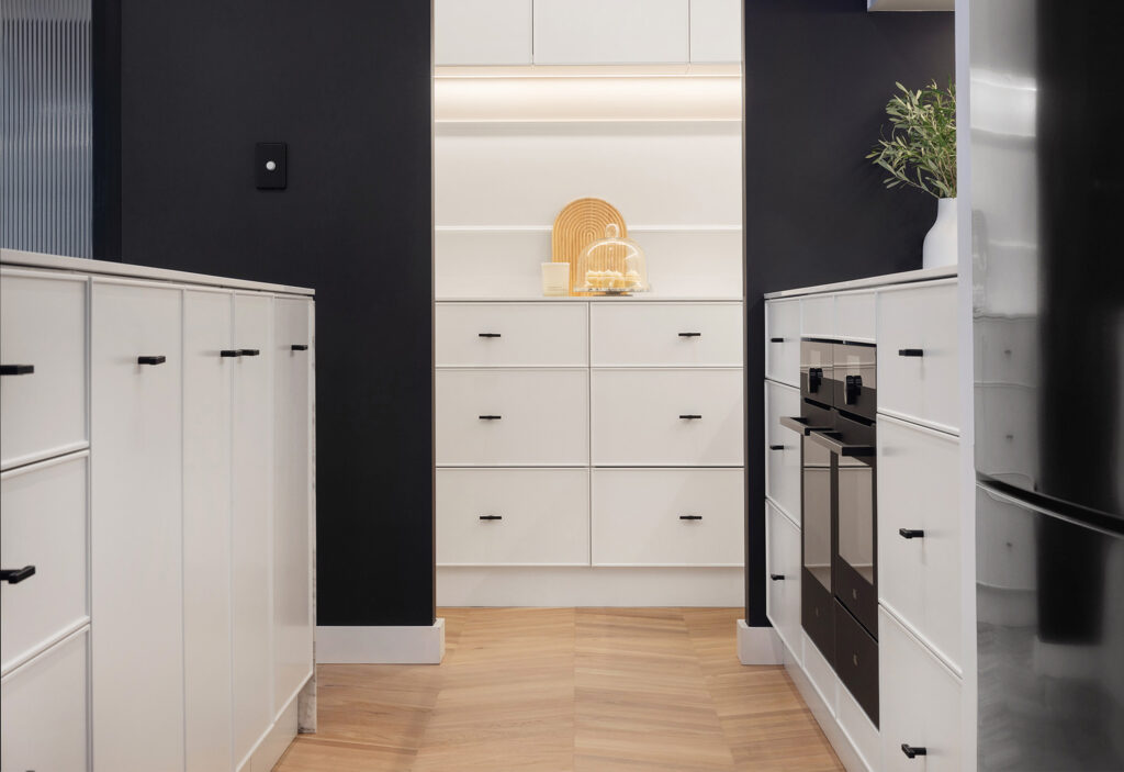 thin rails recessed drawers kitchen cabinets
